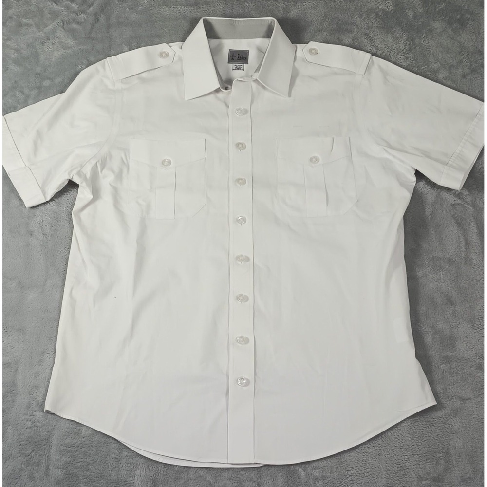 A Cut Above short sleeve pilot shirt, size 16.5